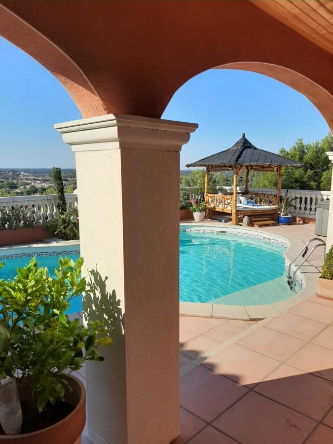 Bed and Breakfast Les Collines D'Ugernum Beaucaire  Exteriér fotografie